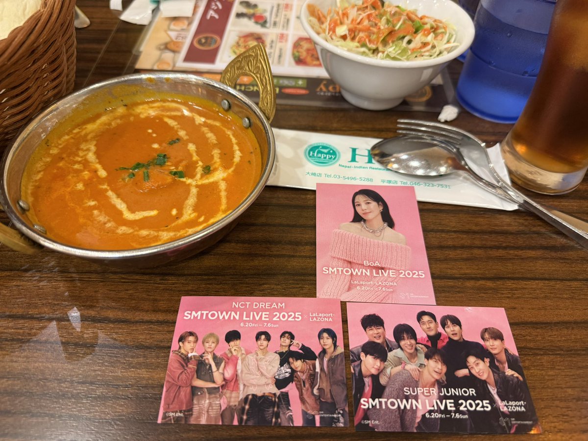 ららぽーと

ステッカー、ドリムが来てくれた😊
にーさん、ねーさんも🫶🏻✨✨