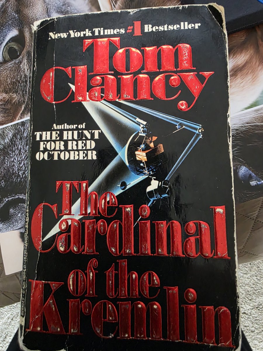 Jerry1367's tweet image. Hadn't read this since around when it first came out. Decided to see if it was still my favorite. Still holds up. R.I.P. #tomclancy