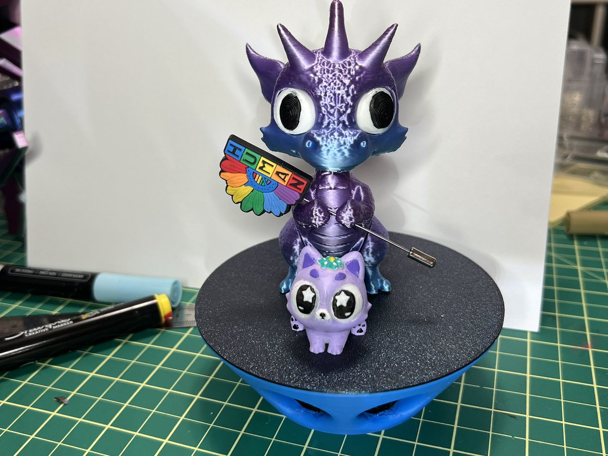 agirlopinions's tweet image. #pals