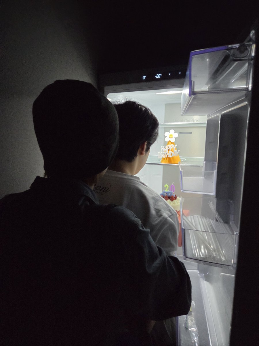 Shhhh! 🤫 #HAPPYJAEHEEDAY

#YUSHI #RYO
#유우시 #료
#ユウシ #リョウ
#NCTWISH