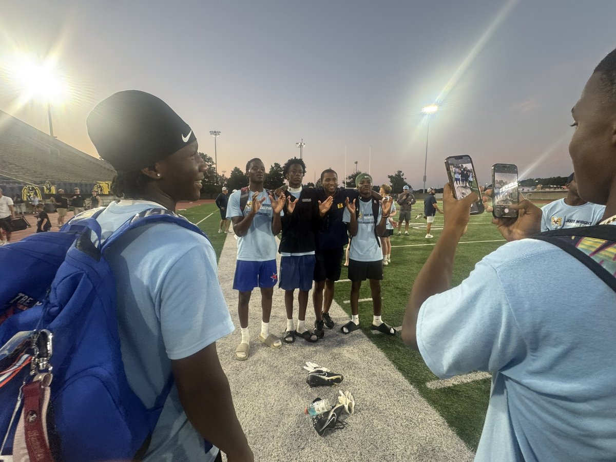 Wildwood Wildcats Football (@wwmhfootball352) on Twitter photo <a href="/NathanHopper22/">Nathan Hopper</a> <a href="/WrightJody/">Jody Wright</a> <a href="/Its_CoachJD/">Jaylin Dickerson</a> These young Men had a great Camp experience <a href="/racersfootball/">Murray State Football</a> thanks for hospitality glad to show Murray State what Fl has to offer. <a href="/NathanHopper22/">Nathan Hopper</a> <a href="/WrightJody/">Jody Wright</a> <a href="/Its_CoachJD/">Jaylin Dickerson</a> These young Men had a great Camp experience <a href="/racersfootball/">Murray State Football</a> thanks for hospitality glad to show Murray State what Fl has to offer.