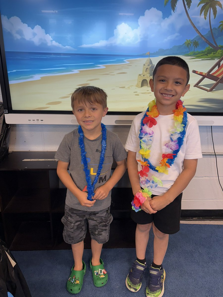 AngelaRyder (@arydergr1) on Twitter photo It’s a luau! 🌺 Thank you to my class moms for making our end of the year party so special! 💛 <a href="/LillianDriveSch/">Lillian Drive School</a> <a href="/BEvelin89/">Evelin Busch</a> <a href="/guzzi_mickayla/">Mickayla Guzzi</a> It’s a luau! 🌺 Thank you to my class moms for making our end of the year party so special! 💛 <a href="/LillianDriveSch/">Lillian Drive School</a> <a href="/BEvelin89/">Evelin Busch</a> <a href="/guzzi_mickayla/">Mickayla Guzzi</a>