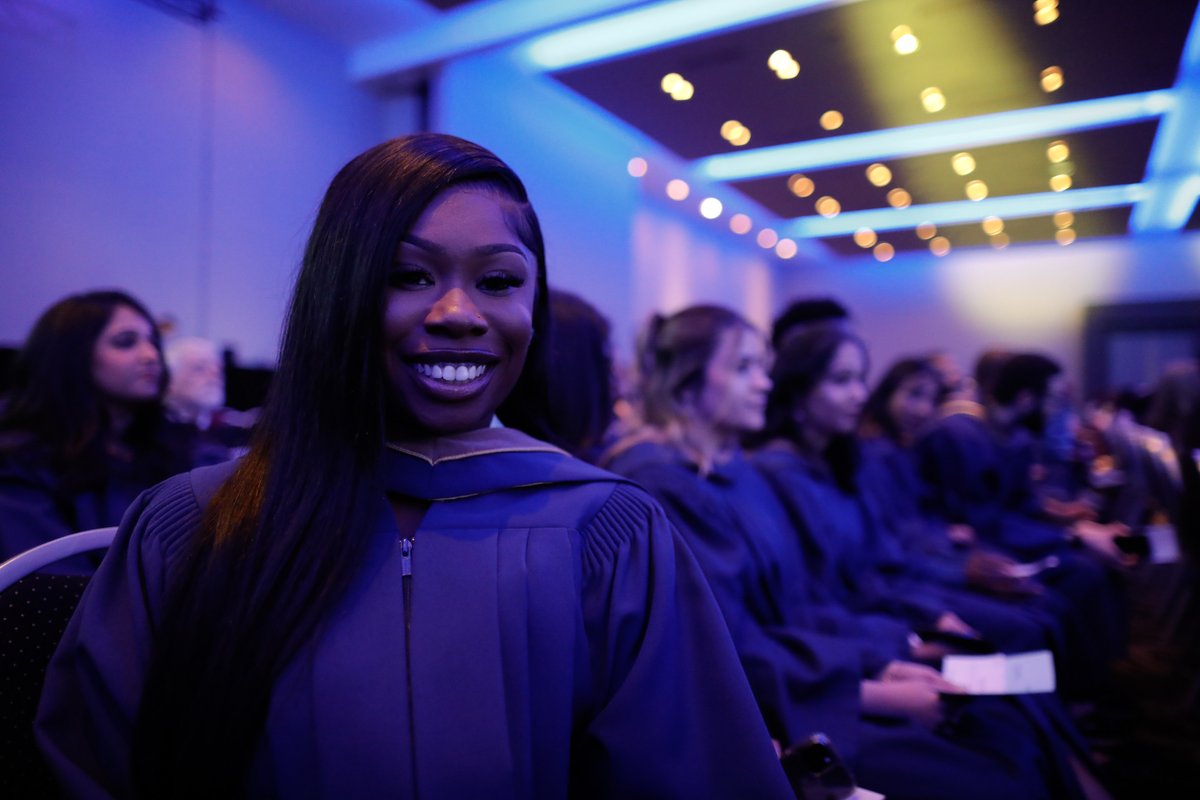 HumberAlumni's tweet image. Did you know that being a Humber grad has its perks?
Take advantage of the exclusive benefits & services that come with your Alumni status by visiting HumberAlumniConnect.com (or get the App in your app store)!
We’re so proud of what you’ve accomplished & your connection to the…