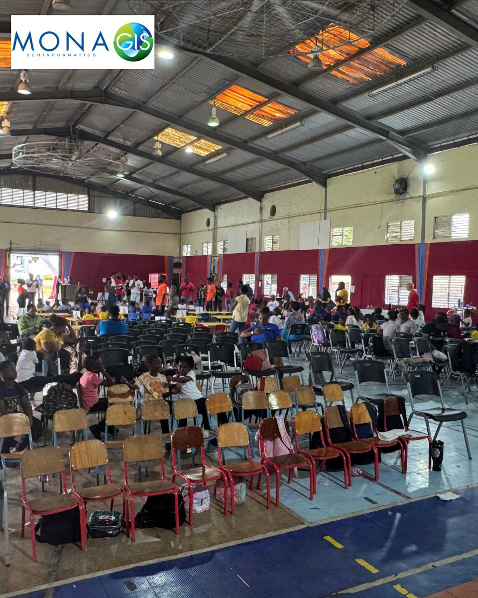 MGIMona's tweet image. Empowering young minds through early robotics!
Gore Family Foundation&apos;s FIRST LEGO League Basic Schools Exploration event.
Introduction of robotics to 300 children.

Details here: main.monagis.com/empowering-you…

#STEMEducation #RoboticsForKids #FutureInnovators #MGIImpact #JamaicaSTEM