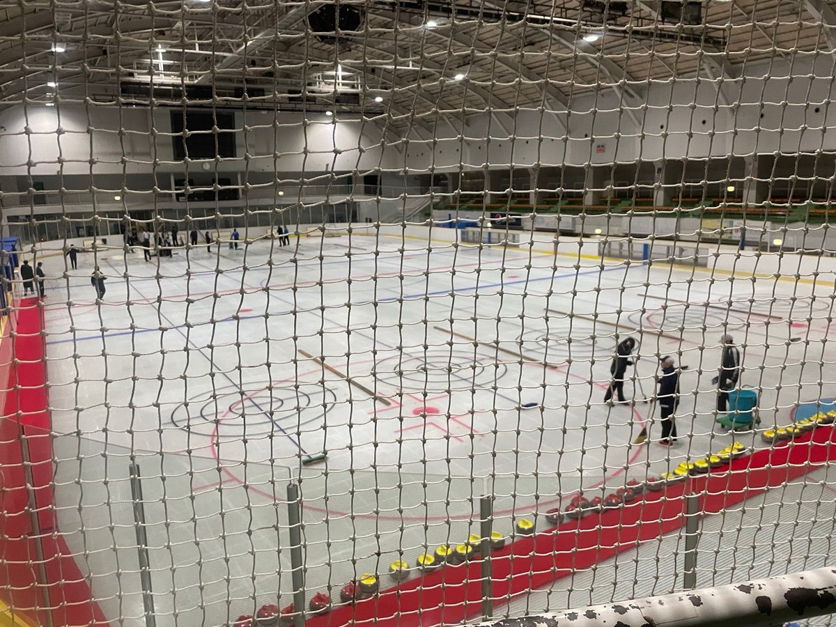 到着！アイスメイクご苦労様です〜 #やまびこカップ (@ やまびこスケートの森 in 岡谷市, 長野県) swarmapp.com/user/402623/ch…