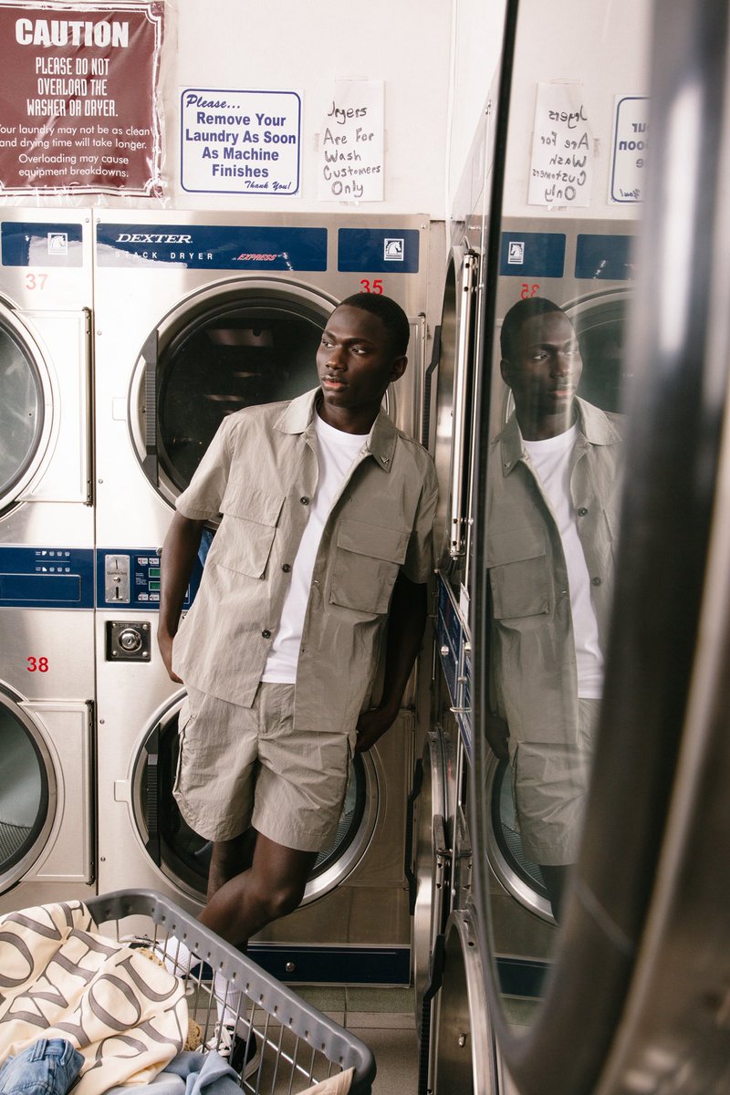 planes's tweet image. Born from the city. Built for the summer.
Paper Planes: Summer Del 2 🗽
Swipe through what’s next.
Now available online and in the heart of NYC: 252 Lafayette St. New York, NY
#PaperPlanes #NYCSummer #LaundryLove