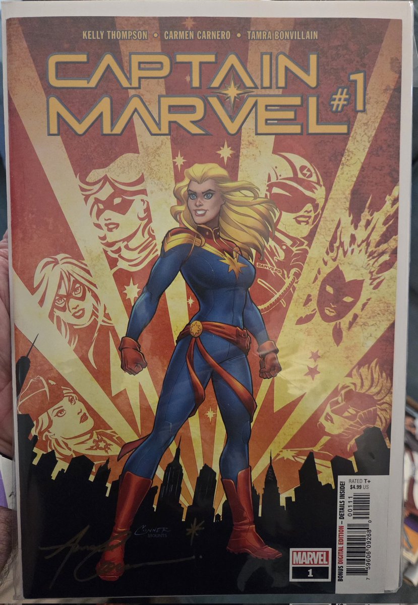 Always great to stop and see <a href="/AmandaRantsAlot/">Amanda Conner</a> &amp; <a href="/jpalmiotti/">Jimmy Palmiotti</a> at #Heroescon day 1 sigs of Green Arrow/Black Canary along with <a href="/KatyCandy16/">Katy Candy 🍬</a> Black Canary Cosplay posing with the fantastic Amanda Conner