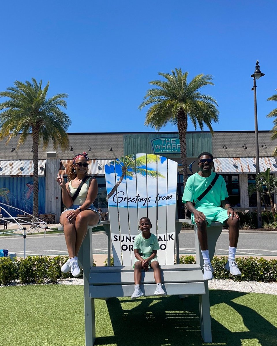 Sunset strolls, good eats, and feel-good vibes.

Share your favorite moments at Sunset Walk and tag us, we love seeing how you do summer! 📸
