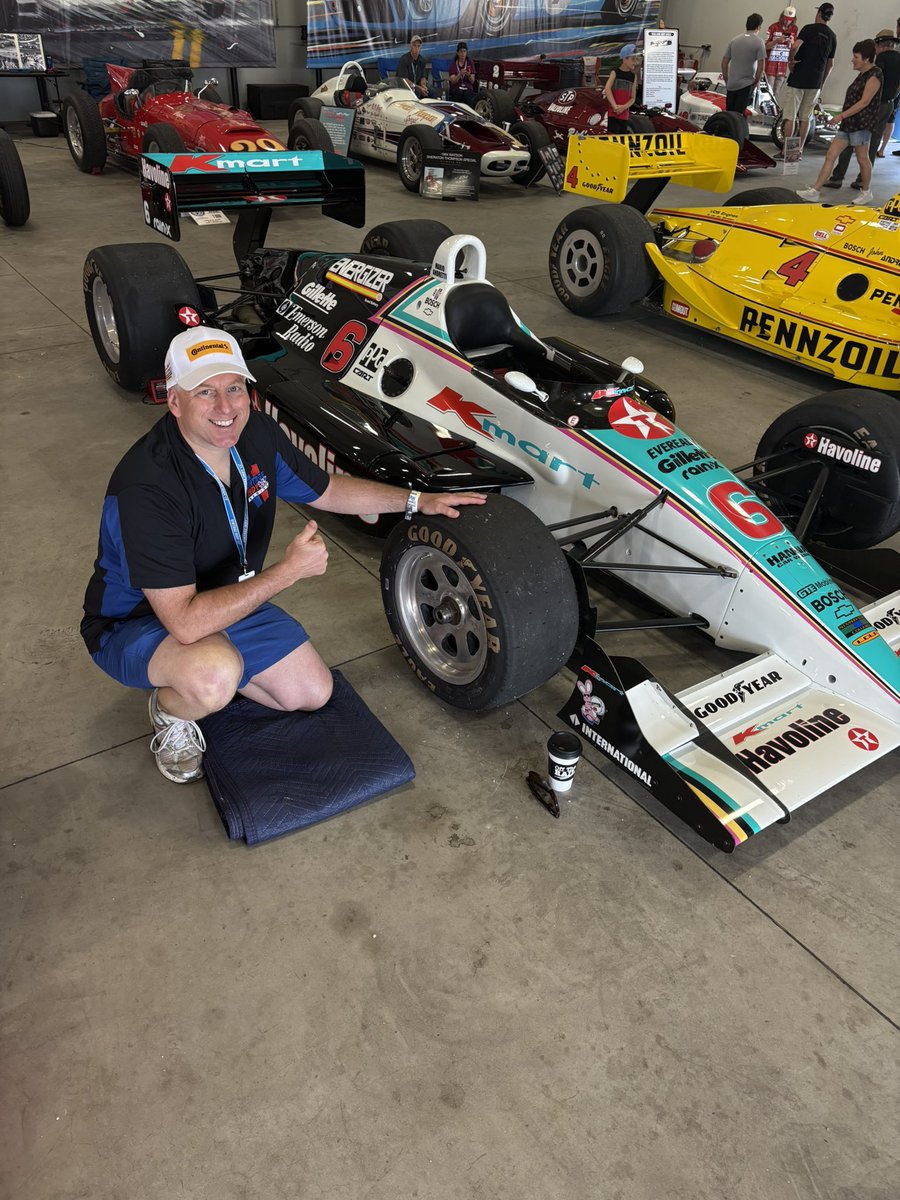 RacingtoSaveUSA's tweet photo. Current view: Waiting for start of VintageIndy race at Road America at IndyCar weekend.

Pace car driving by Al Unser, Jr. 

And a few teaser pics to get all of you to watch the race now on Fox Sports! https://t.co/rCOlWJdnlH