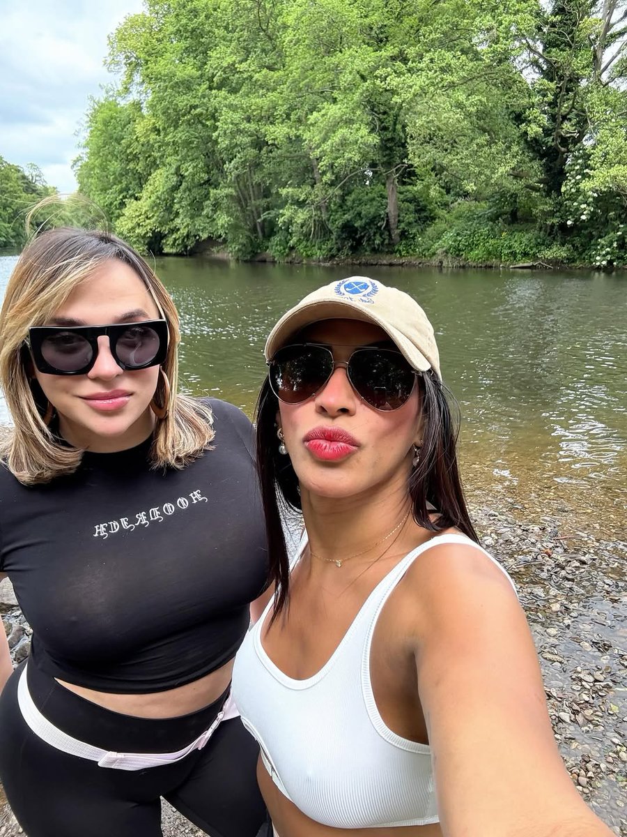 Victoria Helena tweet media