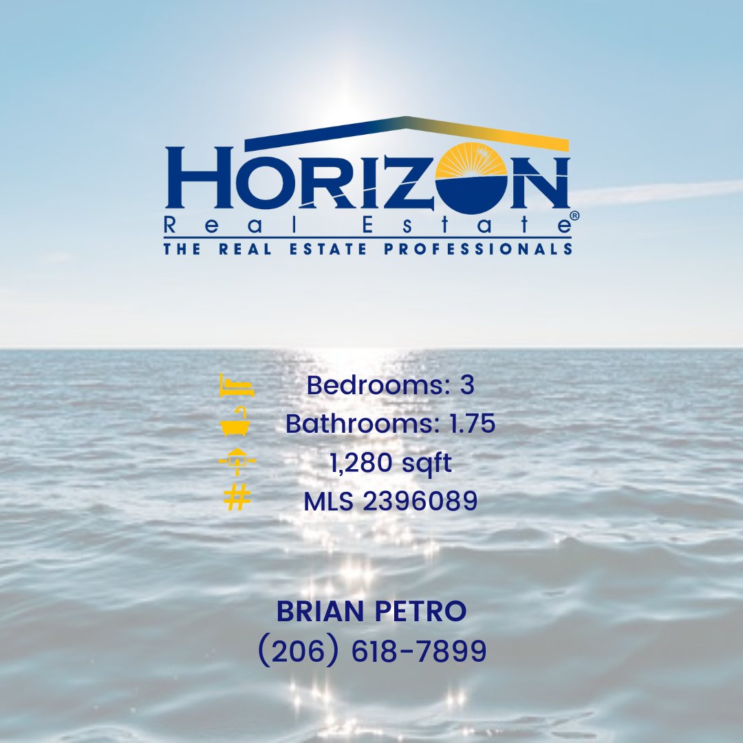 🏡#ShorecrestLiving #BeachAccessHome
Thoughtfully designed 3BR home w/ open floor plan, spacious kitchen island, &amp; private primary suite. Enjoy community beach access, pool, &amp; sports courts—just 40 mins to Olympia/Bremerton!🌿#NEEMcertified #SheltonHomes  #NewHomeListing  #LowHOA