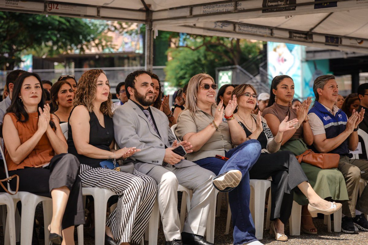🎉 ¡Conmemoramos el 1er aniversario del Centro Municipal Ciudadanos Integrados!

Este espacio, ubicado en el Terminal Terrestre, ha beneficiado a cientos de personas en situación de movilidad humana, brindando atención médica, psicológica, asesoría legal, entre otros servicios.