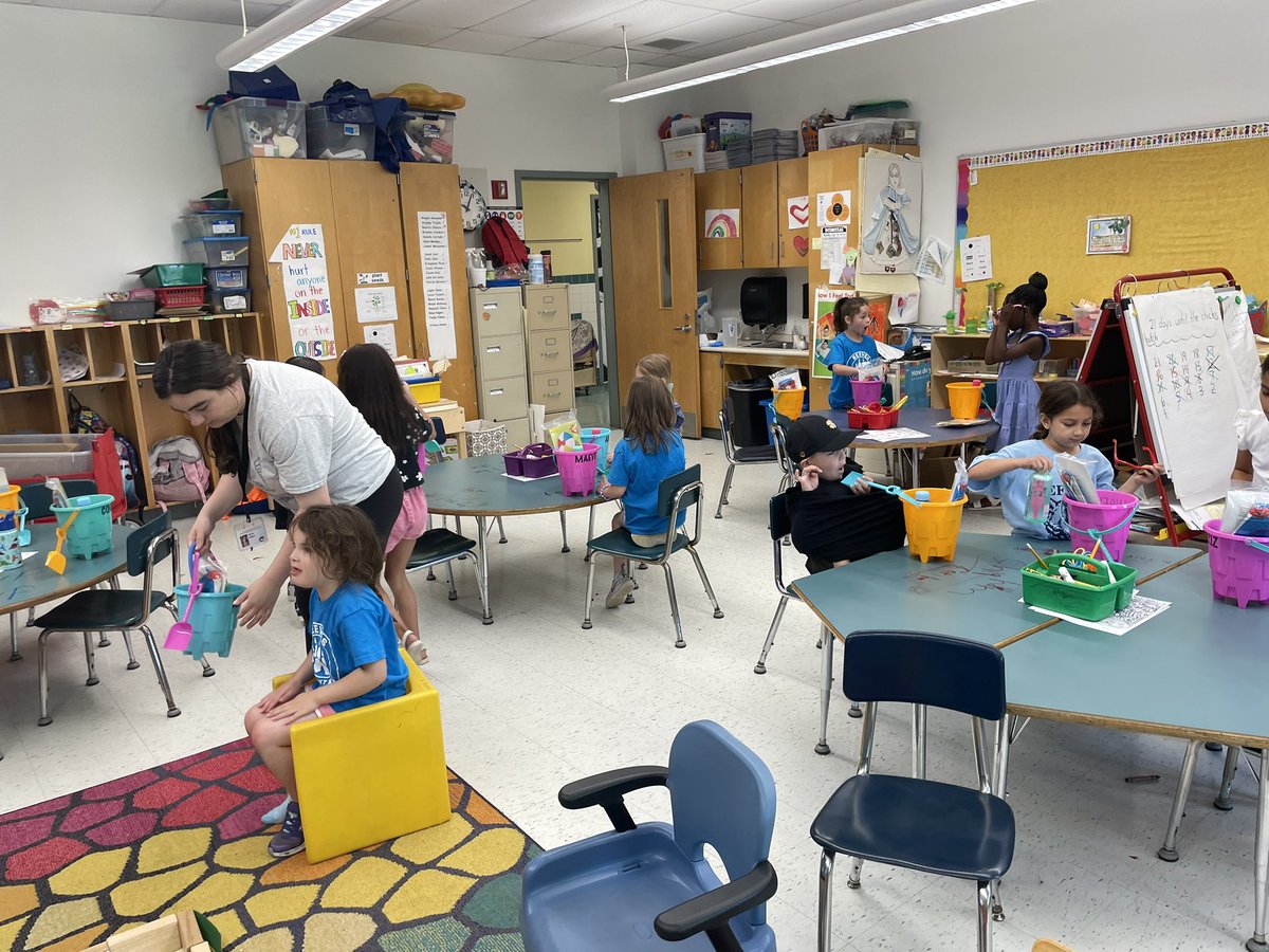 Mrs. Hurley's Class tweet media