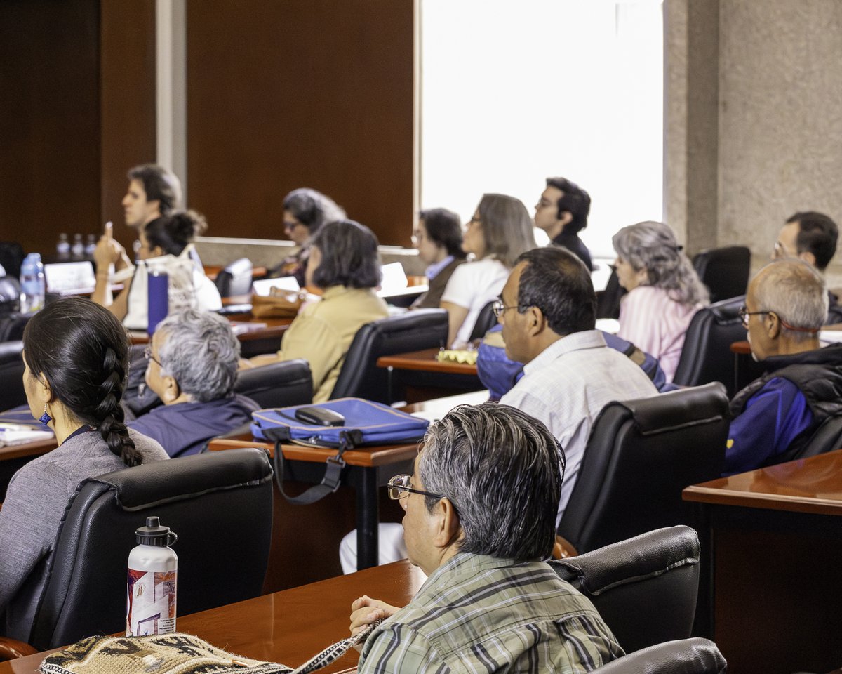 enp_unam's tweet photo. #Notiprepas 🧑‍🏫🔭
Se llevó a cabo el Segundo Curso de Actualización Docente en el @icnunam, con charlas y talleres enfocados en la física, en el cual participaron 67 profesores de la #ENPUNAM. https://t.co/rEINJCjrJ4