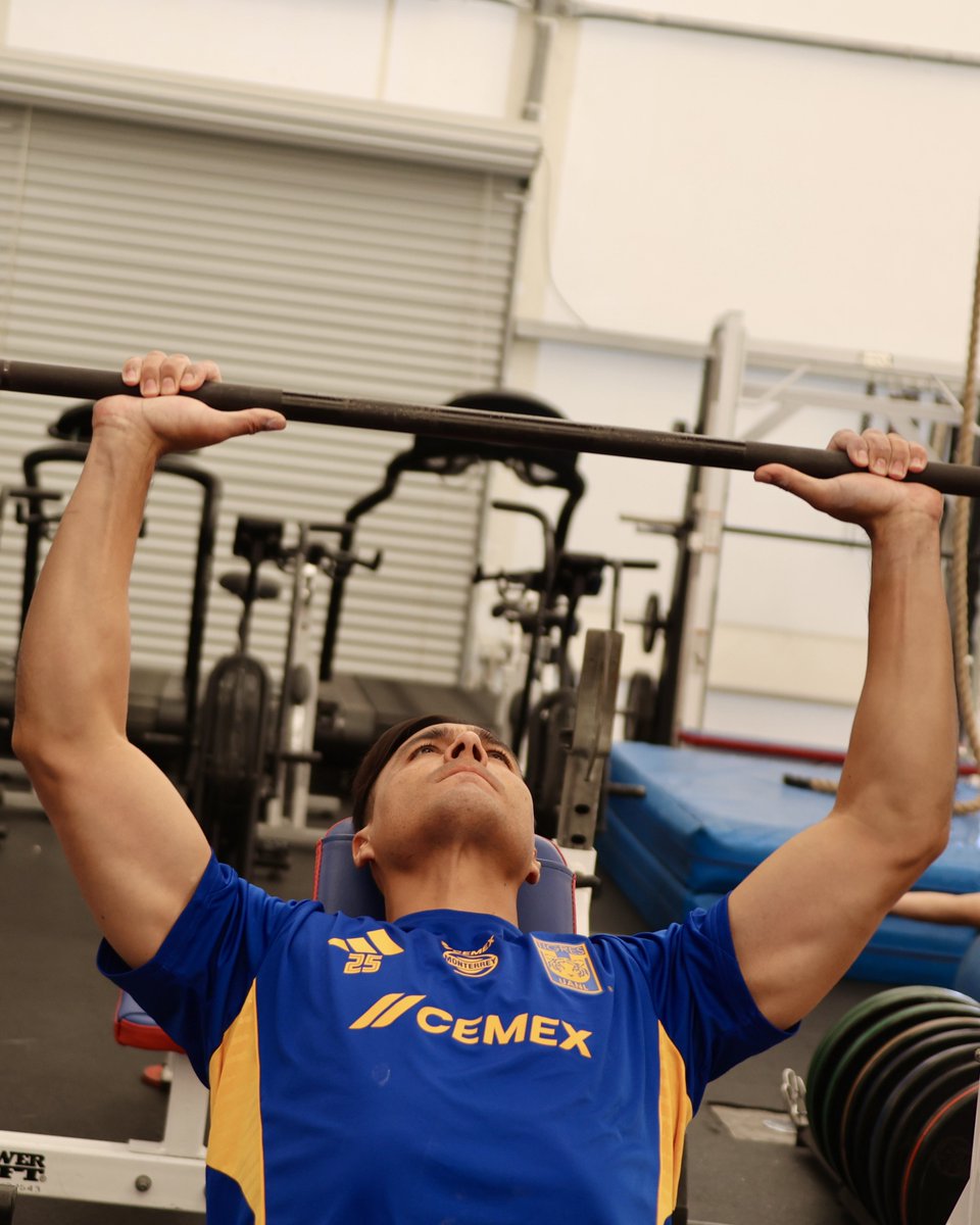 🏋🏻‍♀️🐯🏋🏻‍♂️ ¡Tarde de gym y terminamos 2 de 3, equipo!