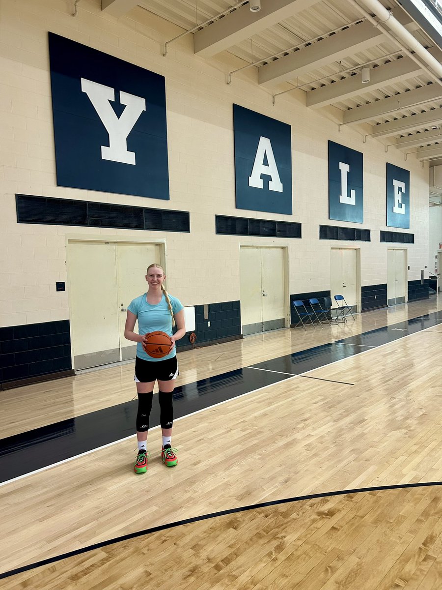 TheAvaPratt's tweet image. Great day at the Yale Elite Camp! Thank you to the coaches for inviting me!