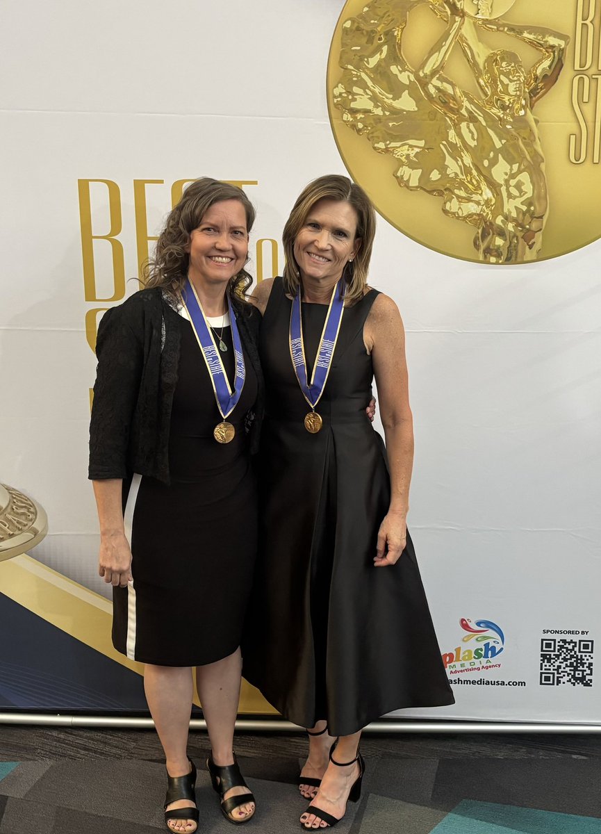 UtahTOY2014's tweet image. Our Teacher Academy Schools program received a third Best of State Award! Our mentor teachers are exceptional &amp;amp; the heart of our work. Congrats as well to RaeAnn Shelley &amp;amp; DSD Fine Arts Educators on their awards! #TeachInDavis #uted @DavisSchools