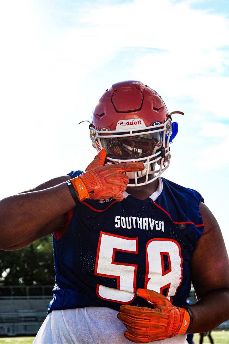 My camp season is officially over I appreciate all the colleges that invited me to camps!! Now it’s time to show what I’ve learned on the field!! IM COMING FOR IT ALL!! #AGTG 🔥🔥✝️✝️