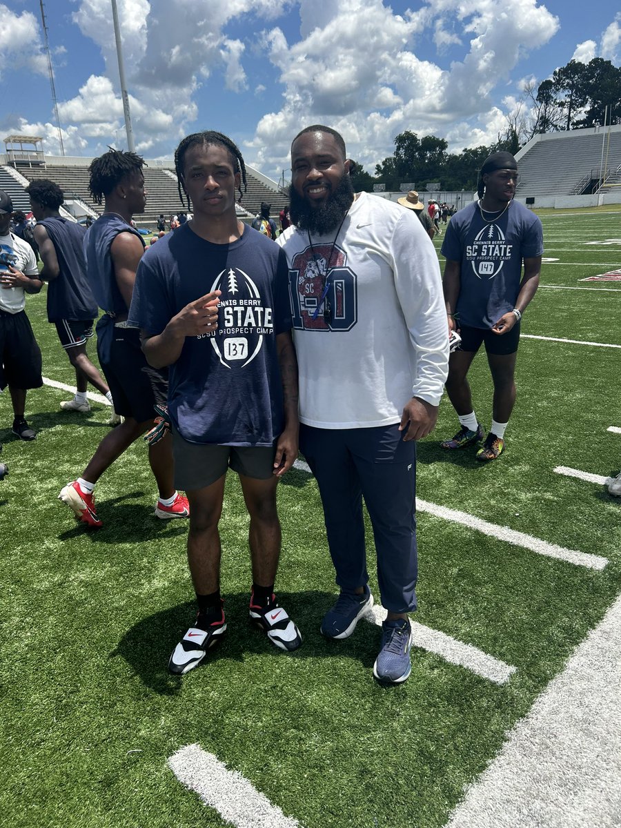 Willis Wilson (@wwilson2027) on Twitter photo Great camp today at South Carolina State <a href="/SCState_Fb/">South Carolina State Football</a>
<a href="/CoachAlston5/">Coach Rashard Alston</a> <a href="/coachberry77/">Chennis Berry</a> Great camp today at South Carolina State <a href="/SCState_Fb/">South Carolina State Football</a>
<a href="/CoachAlston5/">Coach Rashard Alston</a> <a href="/coachberry77/">Chennis Berry</a>
