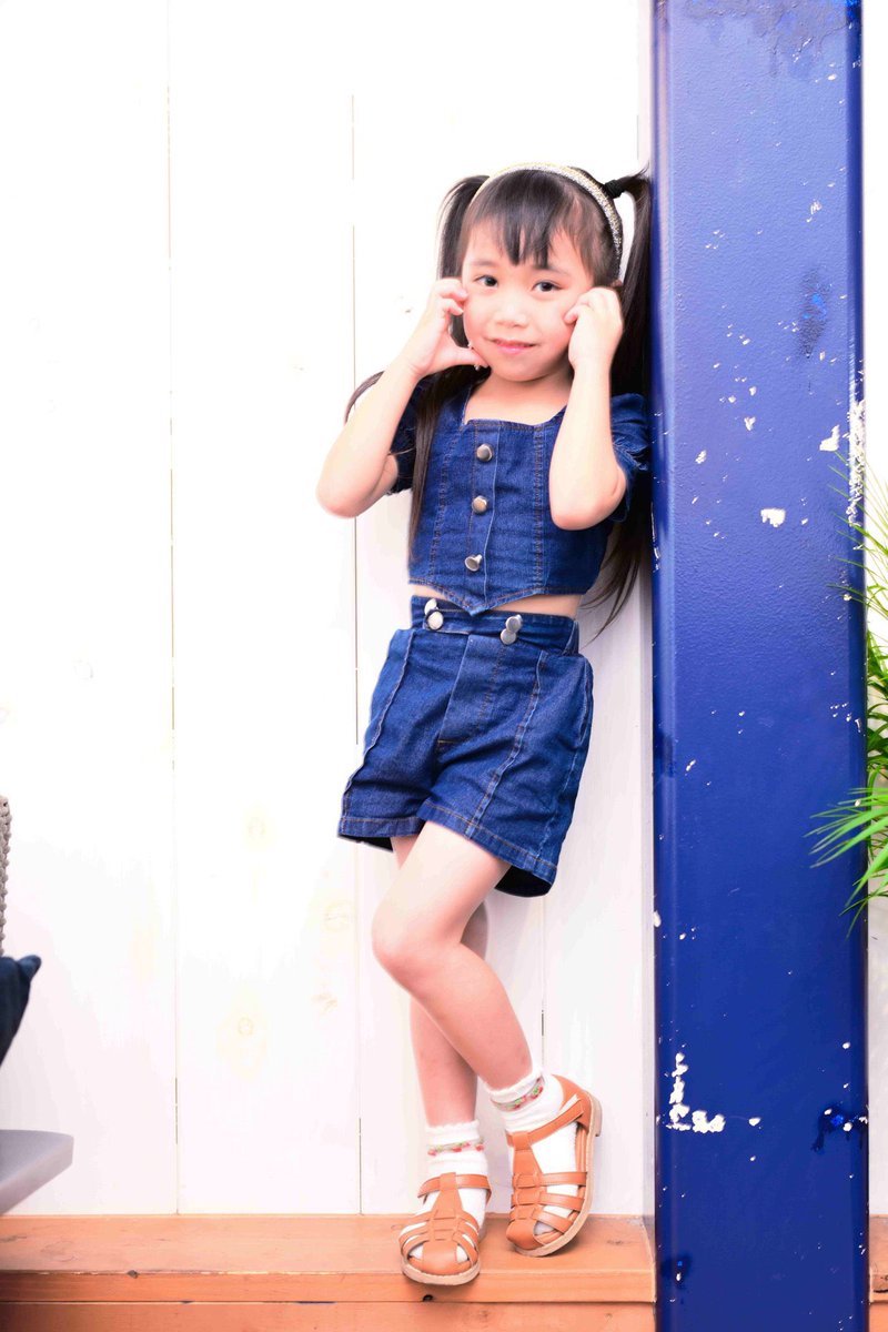 おはようございます☀️

昨日のプールはしゃぎすぎたかな💦
今日は高熱で　のんびりDAYです🥲

みなさんも　暑い日が続いてるので
体調気をつけてくださいね🎀✨
#topmodelschool #CHURROS  #あいあい