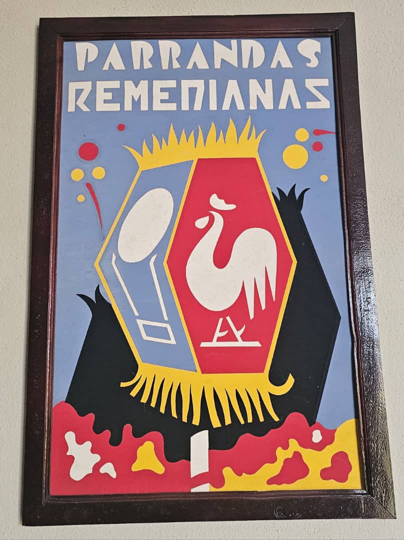 PorQueMeLo8543's tweet photo. CIENCIA Y CULTURA en diálogo con portadores y gestores de las Parrandas de Barrios, en el  Museo de las Parrandas de Remedios, institución insigne en la salvaguardia de esta tradición, Patrimonio de la Humanidad. Gracias a la #UCLV y a las autoridades locales.
#CubaEsCultura https://t.co/WTz3Ay3E8j