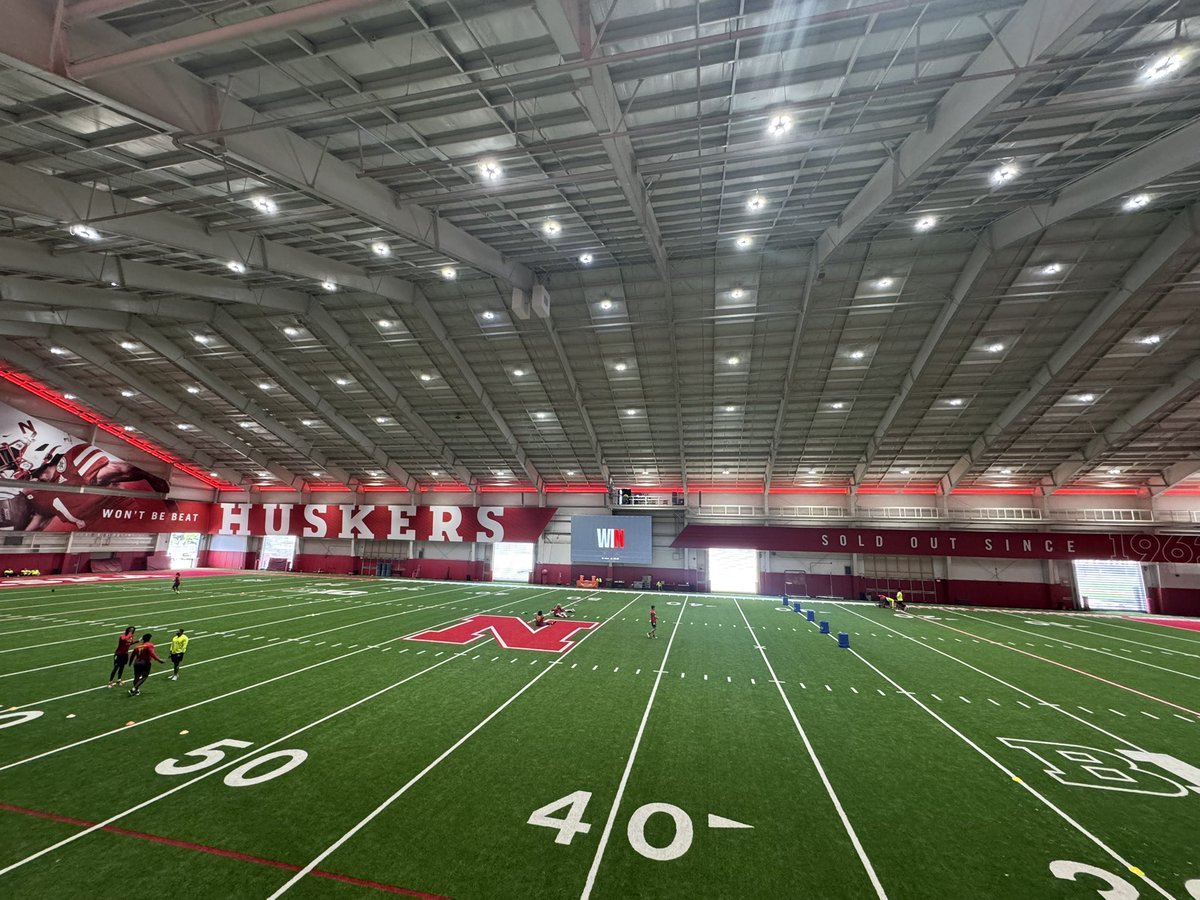 BransonSpringer's tweet image. Had an amazing time competing and getting better yesterday from the coaches @HuskerFootball 🏈! The indoor facility and the field were both amazing to get to compete on!
@CoachRuggles @GEMCLASS_ @Huskers @HuskerFootball