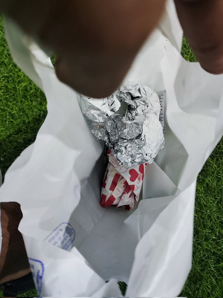 challenger_veer's tweet photo. @SwiggyCares I did NOT receive my complete order and your customer support just asked me to rate the restaurant? Seriously?@Swiggy This is unacceptable. I paid for something I didn’t get, and you expect a star rating to fix it? Pathetic service. Please resolve this. https://t.co/yZ8ED9s5hb