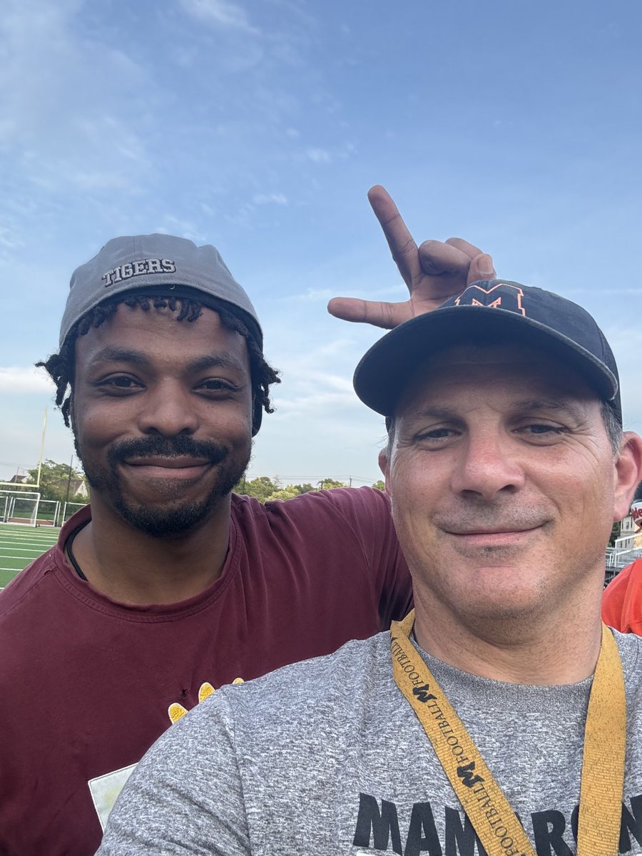 Another ⁦<a href="/MamkFootball/">Mamaroneck Football</a>⁩ great showing up to Tiger Camp this evening.  #GuessWho
