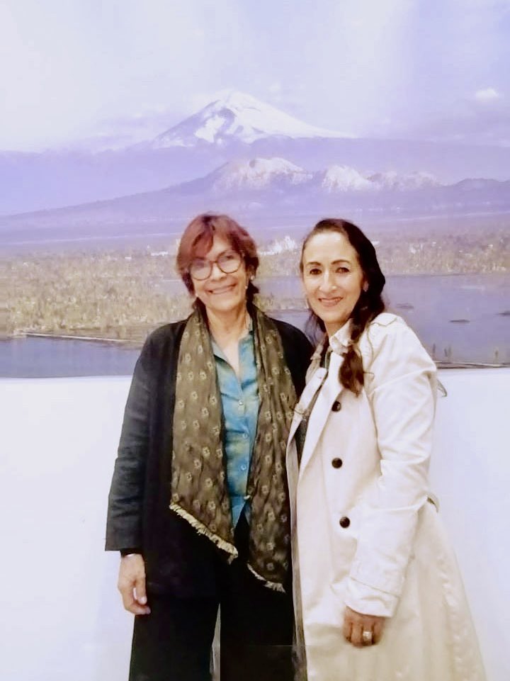 El día de hoy la titular del IPDP y su equipo de trabajo sostuvo una reunión con la Dra. Clemencia Santos Cerquera, para profundizar en el tema de con Asentamientos Humanos Irregulares como Áreas Críticas de Ocupación en el Suelo de Conservación.

#CiudadDeMéxico #unam