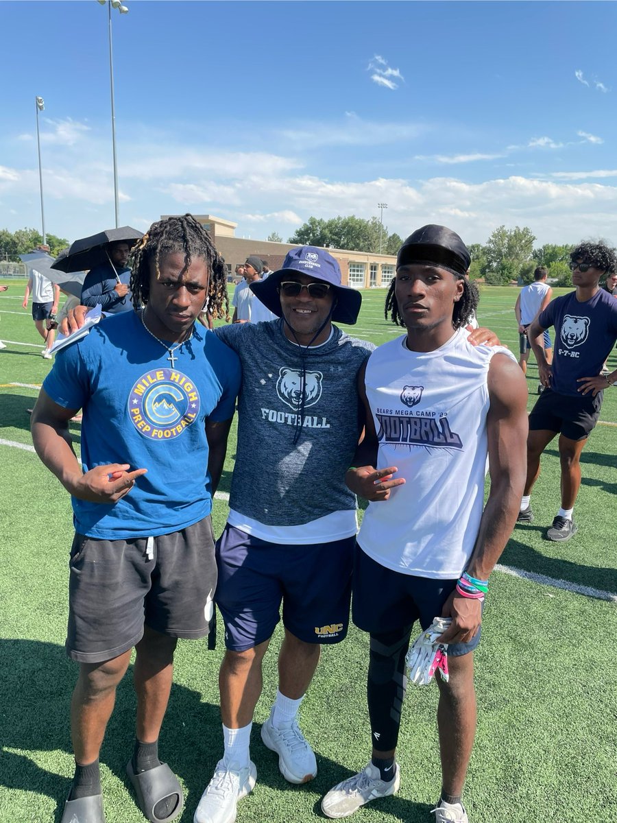 Antione collins (@antgohard58) on Twitter photo Thank you coach <a href="/CoachRigell/">Mike J.Rigell</a> and <a href="/CoachJBHall/">JB Hall Jr</a> for giving me the opportunity to compete at camp today.
<a href="/HaskinsMichael/">Michael Haskins</a>
<a href="/TeamFullGorilla/">Team Full Gorilla</a> Thank you coach <a href="/CoachRigell/">Mike J.Rigell</a> and <a href="/CoachJBHall/">JB Hall Jr</a> for giving me the opportunity to compete at camp today.
<a href="/HaskinsMichael/">Michael Haskins</a>
<a href="/TeamFullGorilla/">Team Full Gorilla</a>