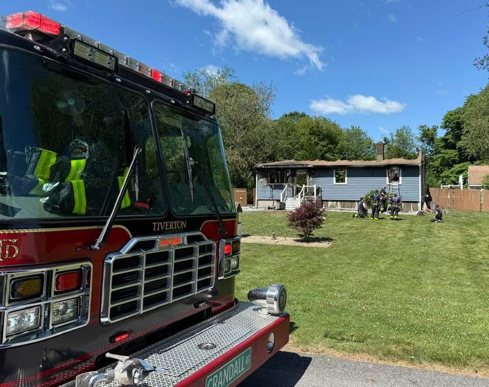 Early morning fire in Tiverton RI only two walls remain. <a href="/ctfirephoto/">CT Fire Photo</a>