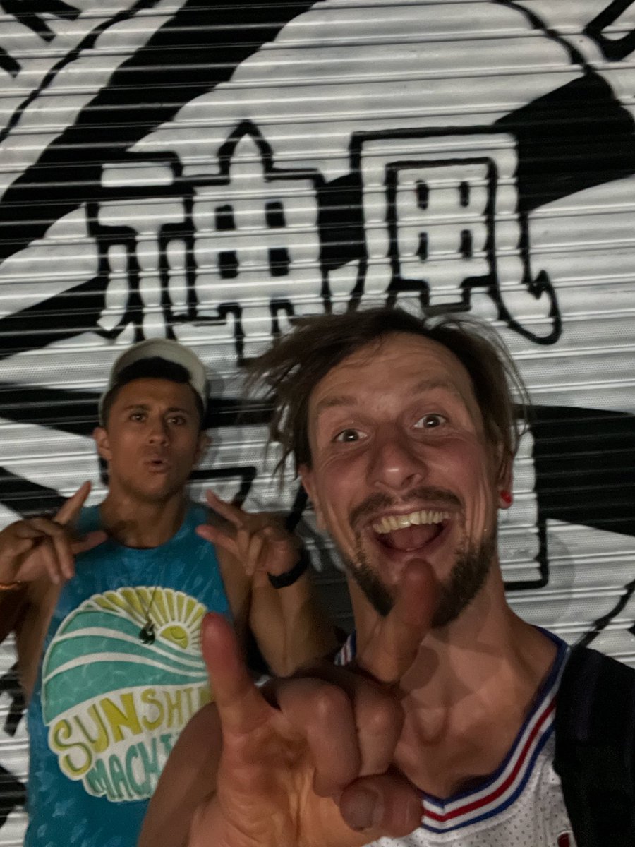 ChuckMambo's tweet image. MIGHTY HAPPY TO BE LEAVING @KamikazeProUK ‘s 12th anniversary STIIIIIIIILLLLL TAG CHAMPS

#SUNSHINEMACHINERULES🌞🤖🤘