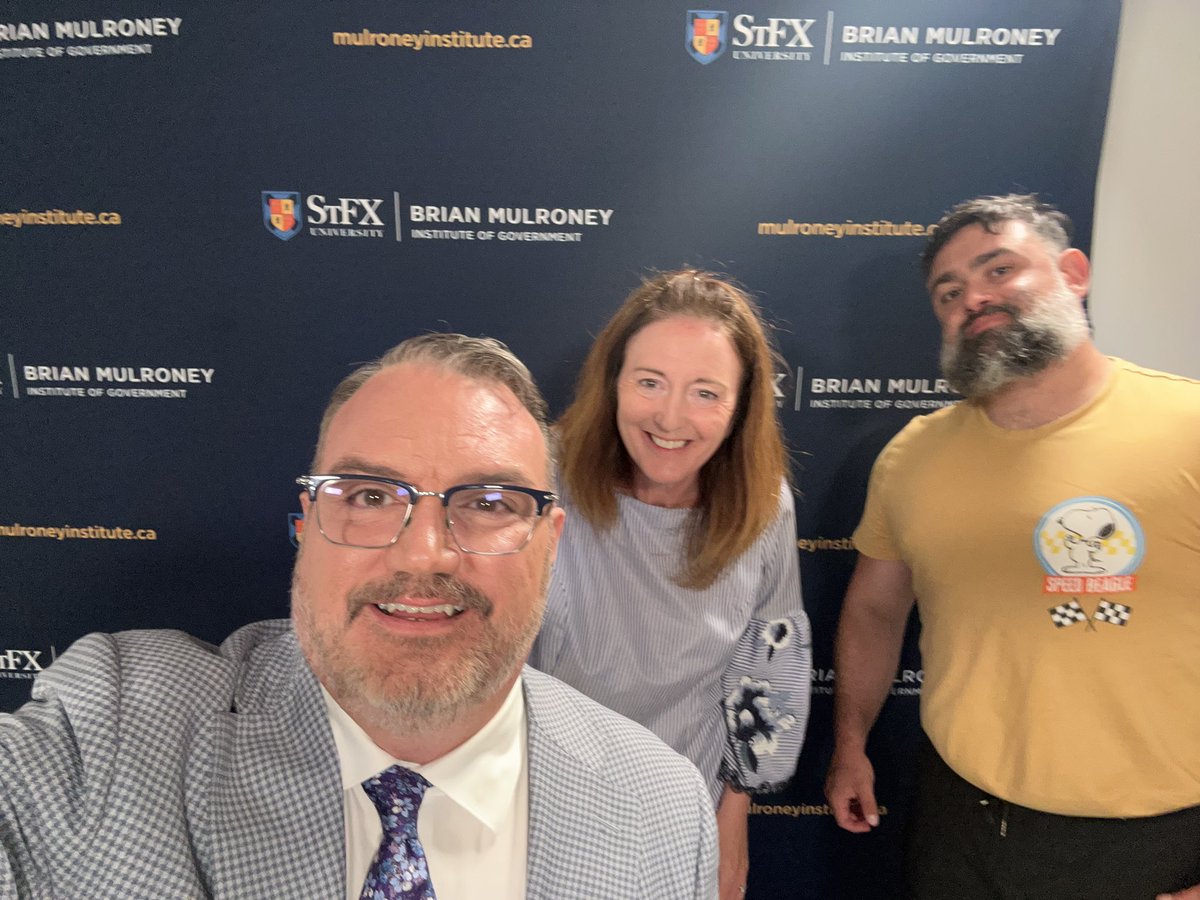 We’re an hour later in Atlantic, and due to breaking news our @pnpcnc Political Pulse panel went longer than usual. Thanks <a href="/MulroneyInst/">The Brian Mulroney Institute of Government</a> and to Cindy MacKenzie and Jamie MacDonald for all the help and for delaying the start of your weekends! Much appreciated!