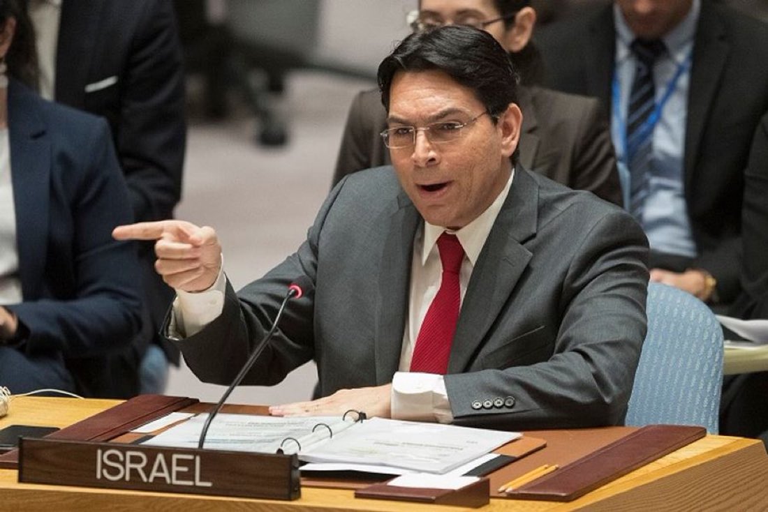 Israeli 👹 envoy goes to the UN with his usual impunity entitlement by saying:

🔹️Stopping Iran is not an attack. Israel didn't attack Iran 💣 we only bombed to stop them.

🔹️World must be thanking #Israel for delaying #Iran from having a nuclear bomb in 15 days to 2-3 years.