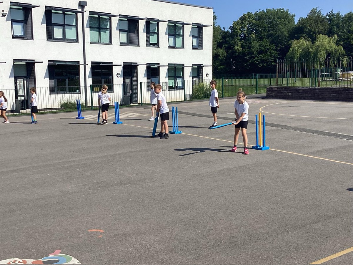 Oak Tree Primary School tweet media