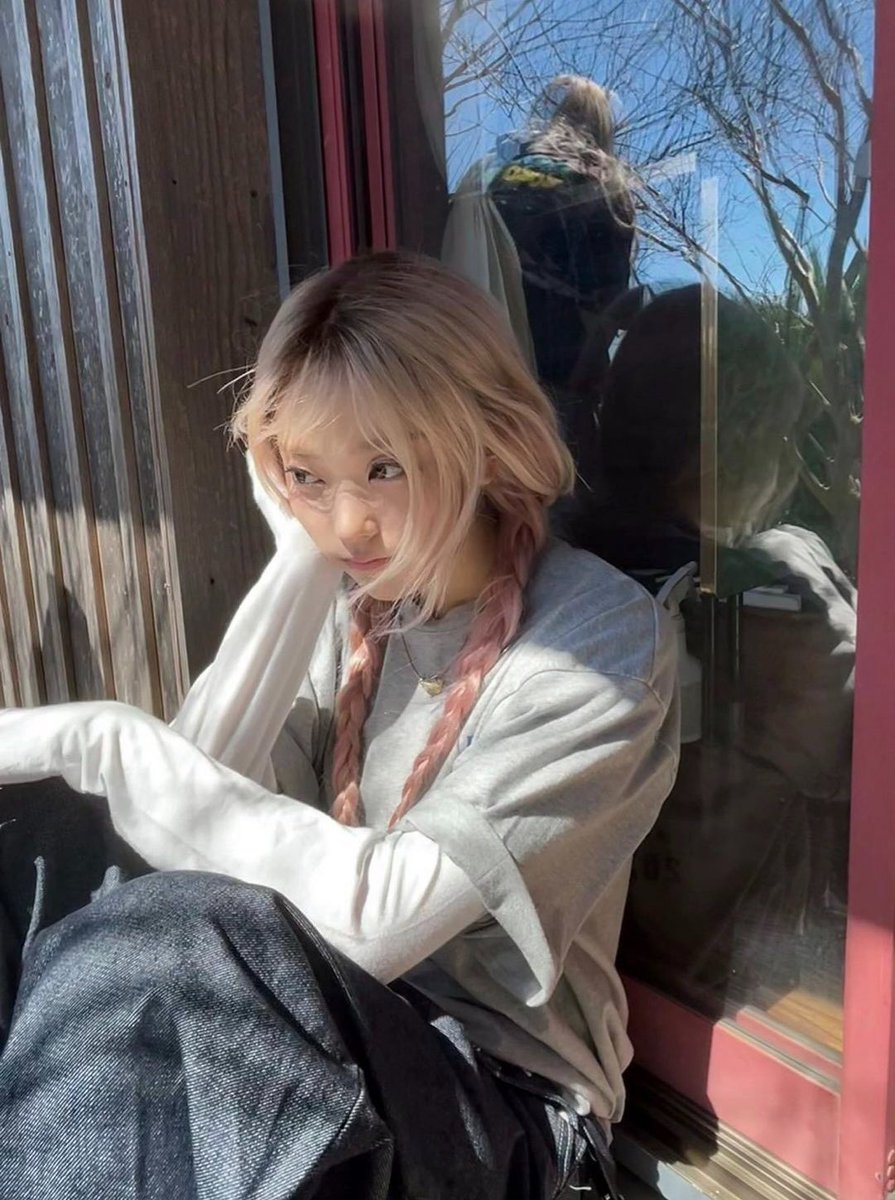 h. (@haerinfeed) on Twitter photo 