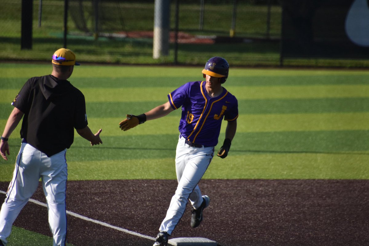Dwilly25 (@derekwilcox25) on Twitter photo Not often do you hit a 💣 and bunt for a hit in the same game! <a href="/JohnstonDragons/">Johnston Baseball</a> builds versatile ball players. <a href="/UIBaseball/">Iowa Baseball</a> <a href="/HuskerBaseball/">Nebraska Baseball</a> <a href="/BaylorBaseball/">Baylor Baseball</a> Not often do you hit a 💣 and bunt for a hit in the same game! <a href="/JohnstonDragons/">Johnston Baseball</a> builds versatile ball players. <a href="/UIBaseball/">Iowa Baseball</a> <a href="/HuskerBaseball/">Nebraska Baseball</a> <a href="/BaylorBaseball/">Baylor Baseball</a>