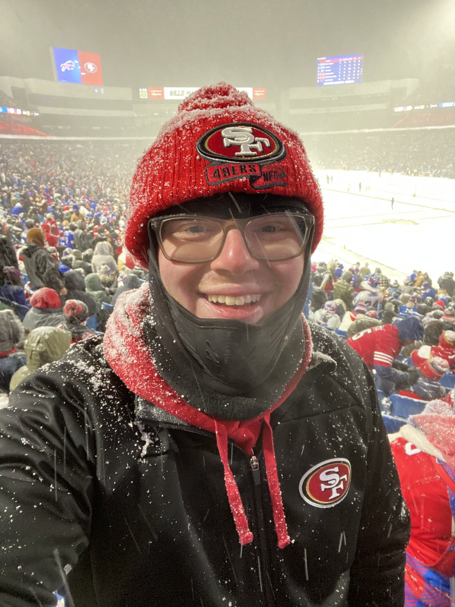 Max Kahn tweet media