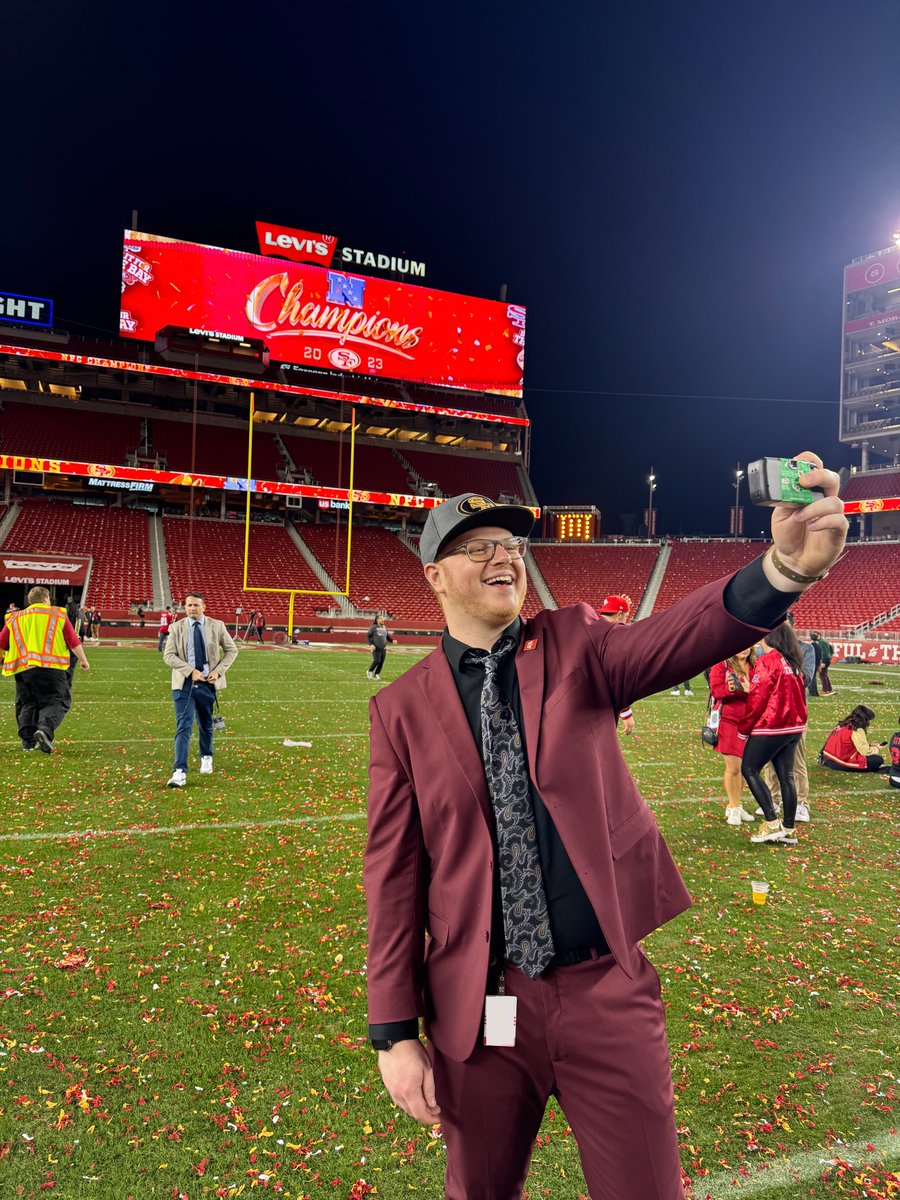 Max Kahn tweet media