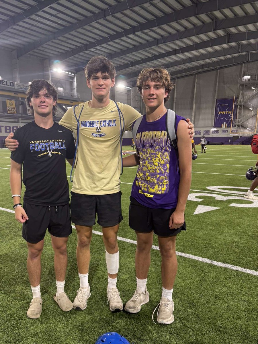 Had an awesome time at the #lsufootball camp today.
<a href="/VCTerriersFB/">Vandebilt Catholic Football</a> <a href="/CoachJoeSloan/">Joe Sloan</a> <a href="/_donovantate/">D. Tate</a> <a href="/raymond/">raymond</a> <a href="/RayfordRay2/">Rayford Ray</a> <a href="/LSUfootball/">LSU Football</a>