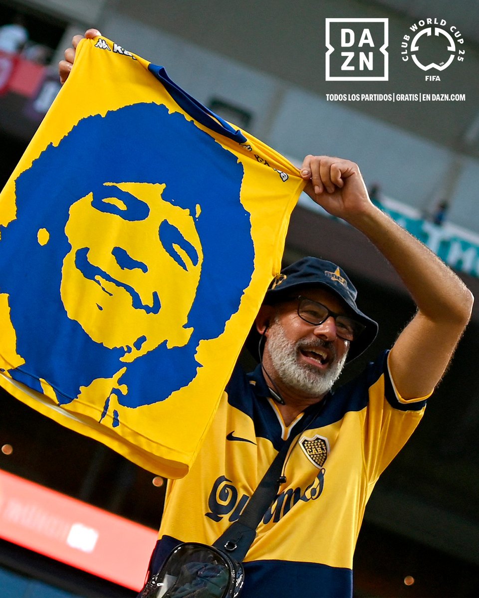 Su risa en todas las fotos. 🔵🟡

<a href="/BocaJrsOficial/">Boca Juniors</a> | #FIFACWC