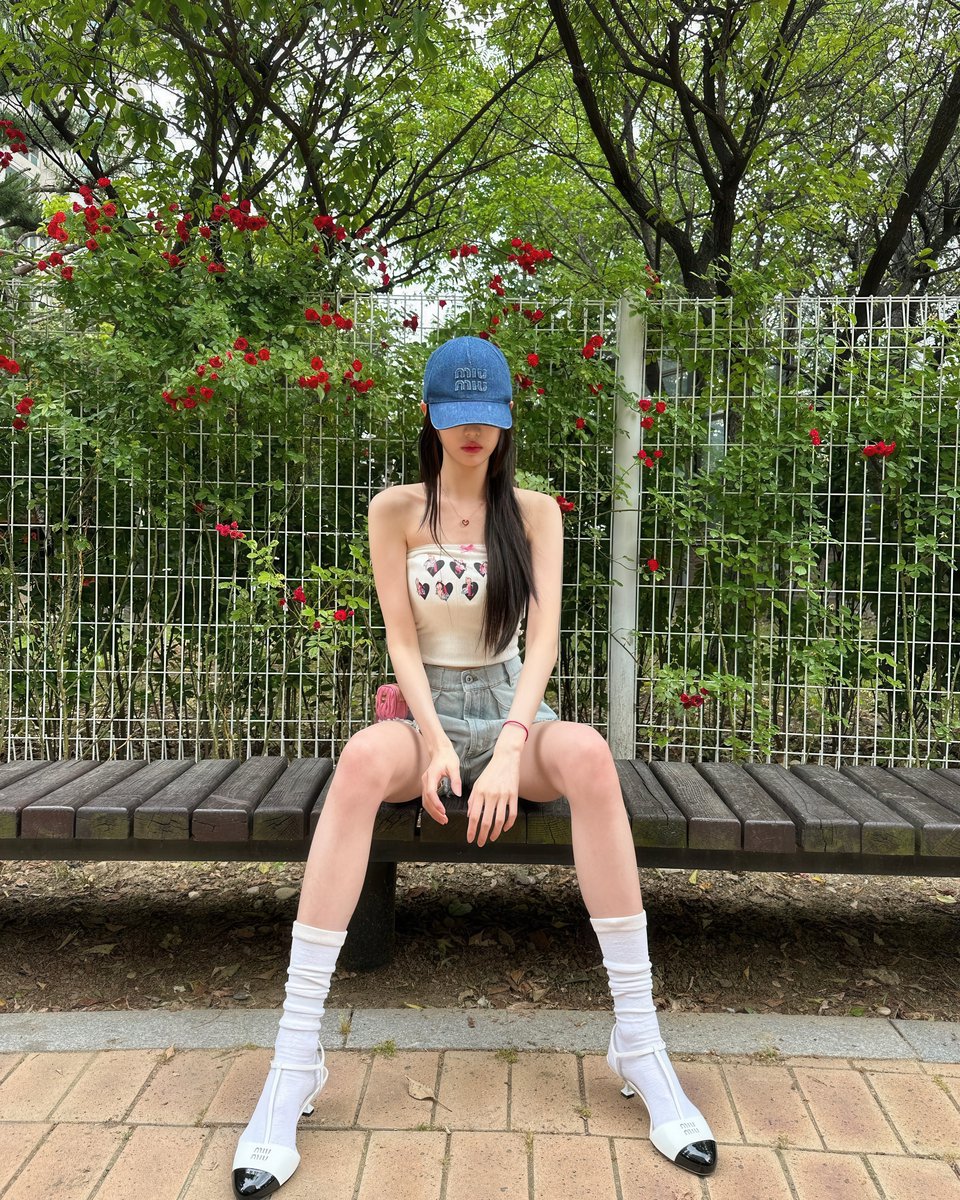 230620 | 🧢🤍🌿

#장원영 #JANGWONYOUNG #IVE