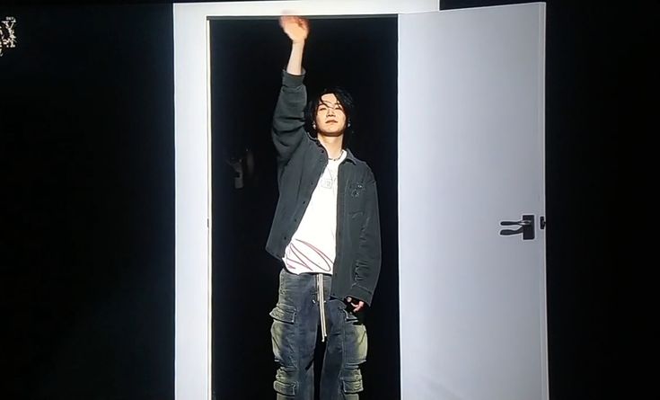 Yoongi ha completado oficialmente su trabajo social como alternativa al servicio militar.

– BTS BTS BTS 💜
#BTSARMY #ARMY #방탄소년단 #아미 #DDAY_SUGAisBACK #Yoongi #SUGA #WelcomeHomeSUGA  #BTSREUNION