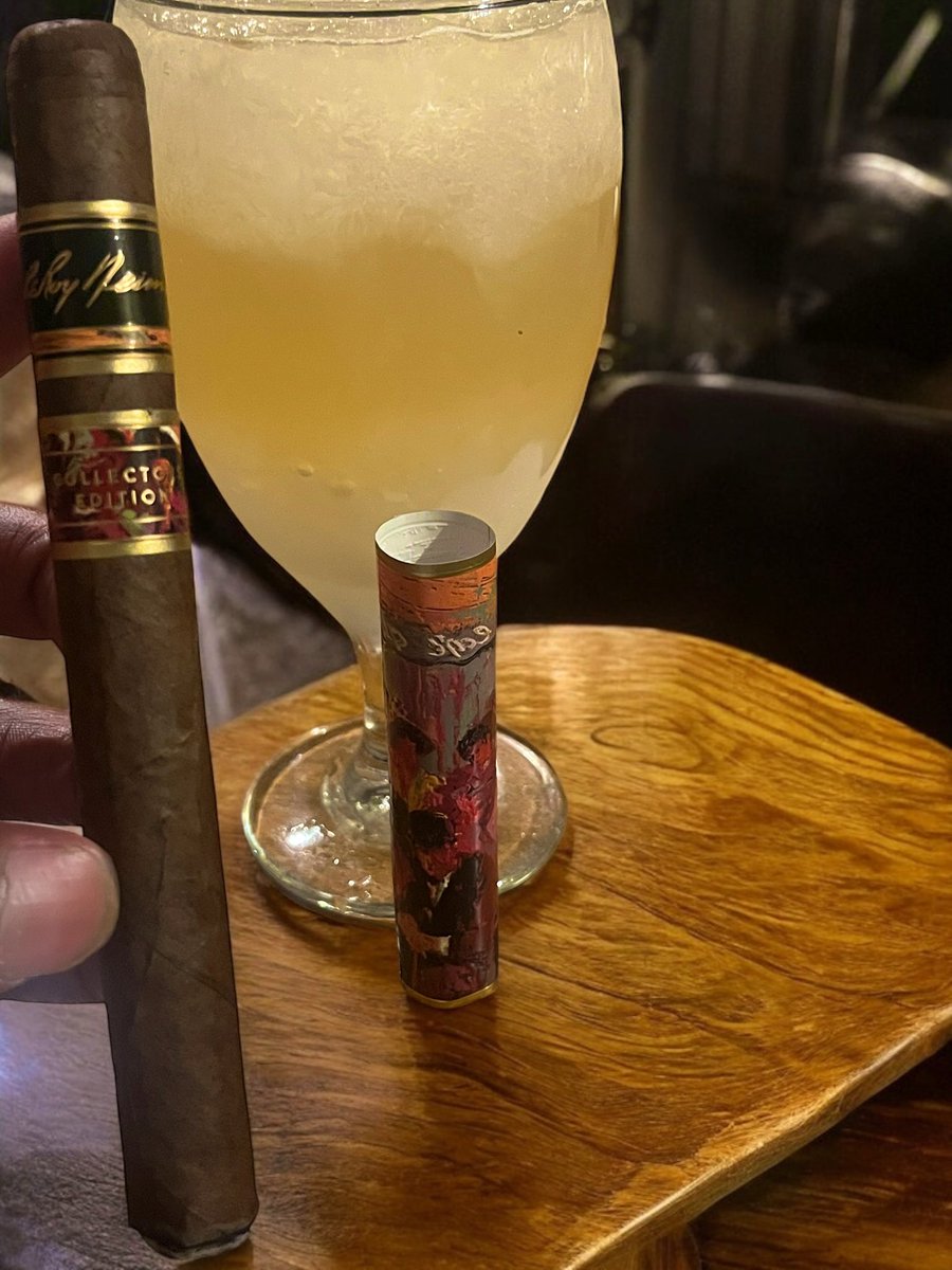 Up next, I’m enjoying a delicious LeRoy Neiman 2024 Collector's Edition Churchill, paired with a fine glass of Very Old Barton mixed with lemonade. #CigarLifeStyle