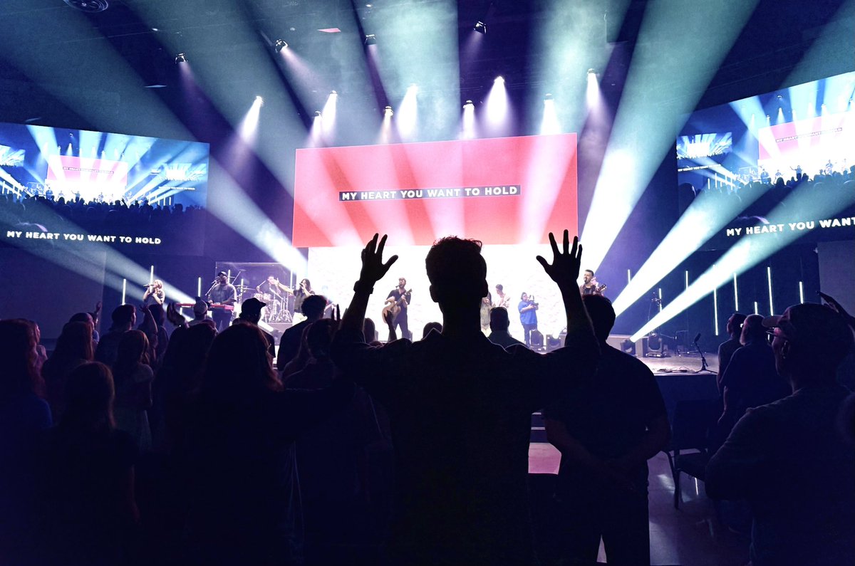 𝐂𝐡𝐫𝐢𝐬𝐭𝐢𝐚𝐧 𝐁𝐞𝐝𝐞𝐥𝐥 tweet media