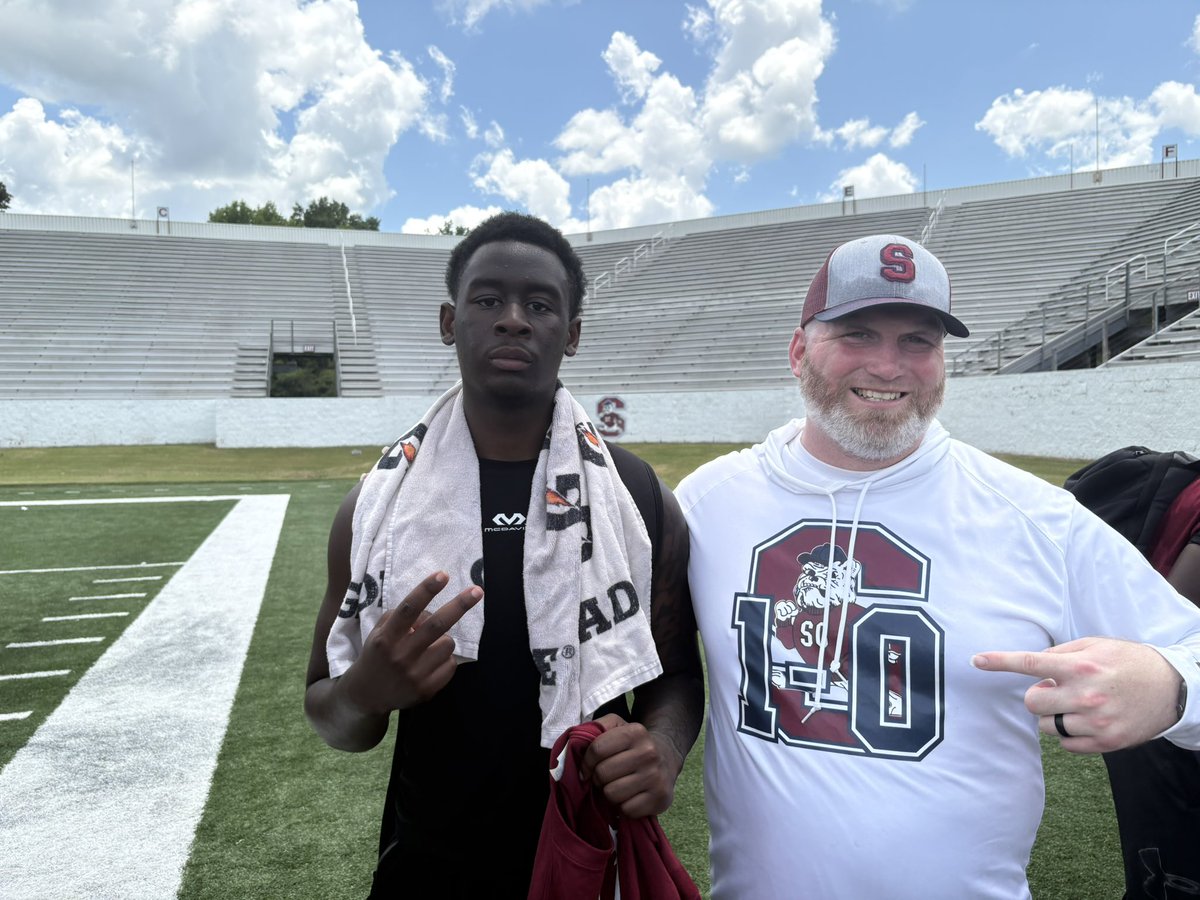 CaydenDonaldso6's tweet image. Had a great day at camp at @SCState_Fb today @coach_poke @coachberry77 @coachhowardg @scstate_fb @coachjodaffer @RjStar_