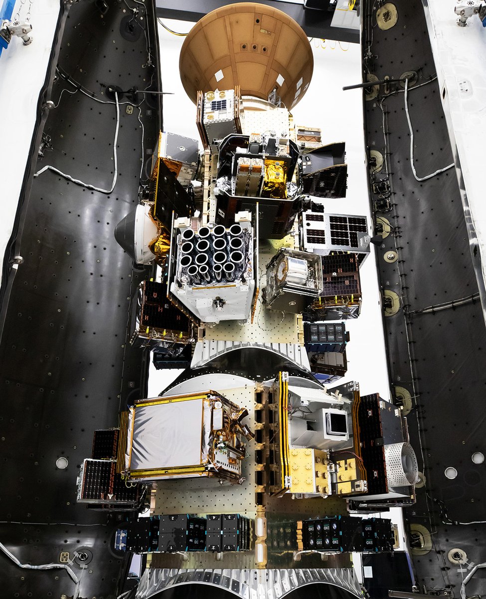 VardaSpace's tweet image. W-4 will launch soon! This is Varda’s third mission of 2025 and fourth overall.
Watch Transporter-14's launch live from @SpaceX: spacex.com/launches/missi…