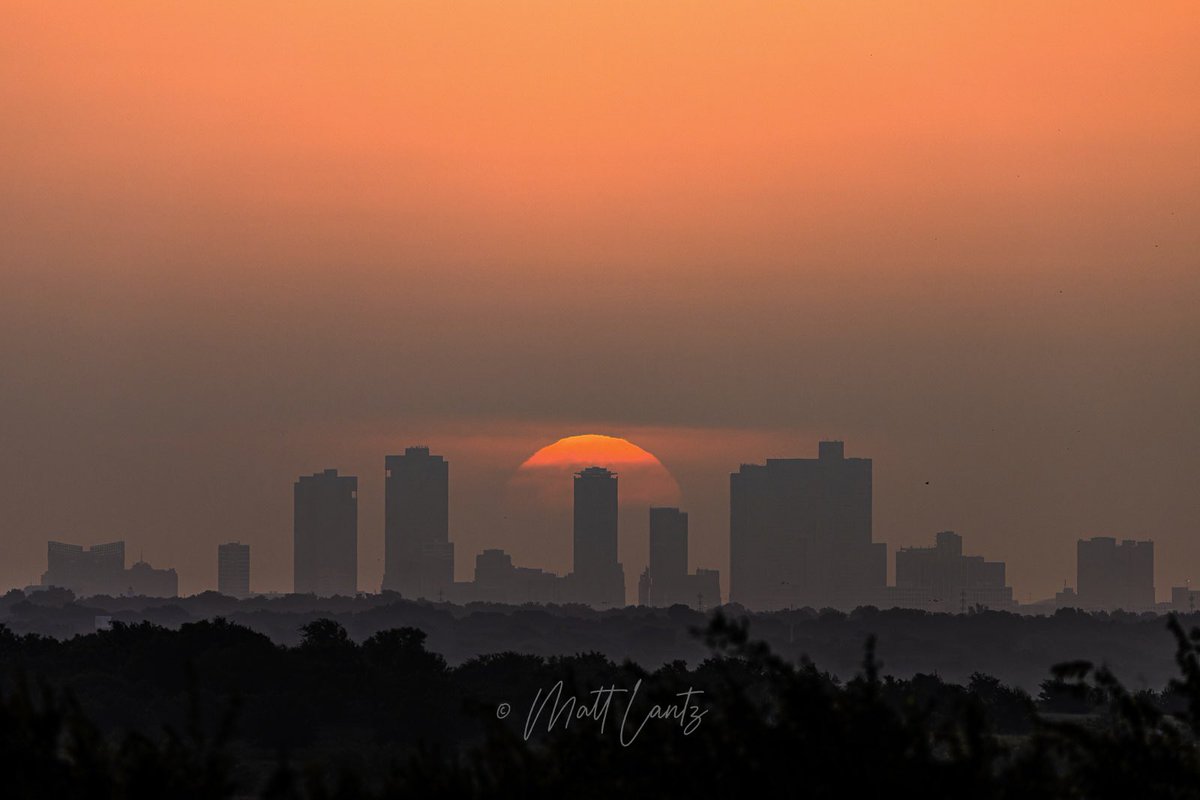 mattlantz's tweet image. Man, that was a long day. 

#solstice #SummerSolstice