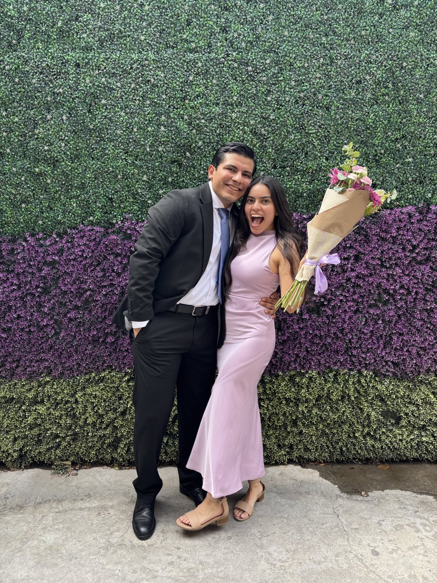 Graduated medschool with honors today👨🏽‍🎓