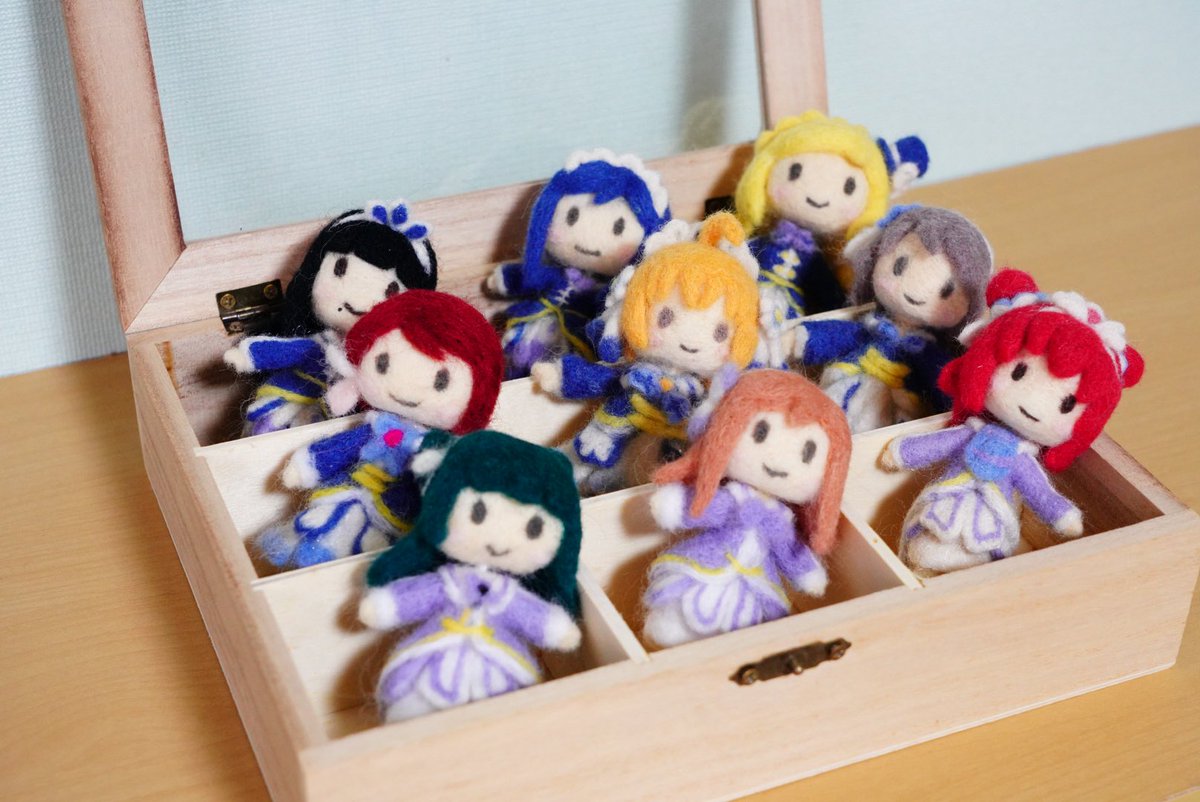 羊毛フェルトAqoursちゃん、無事完成しました。
最高のフィナーレライブになりますように。